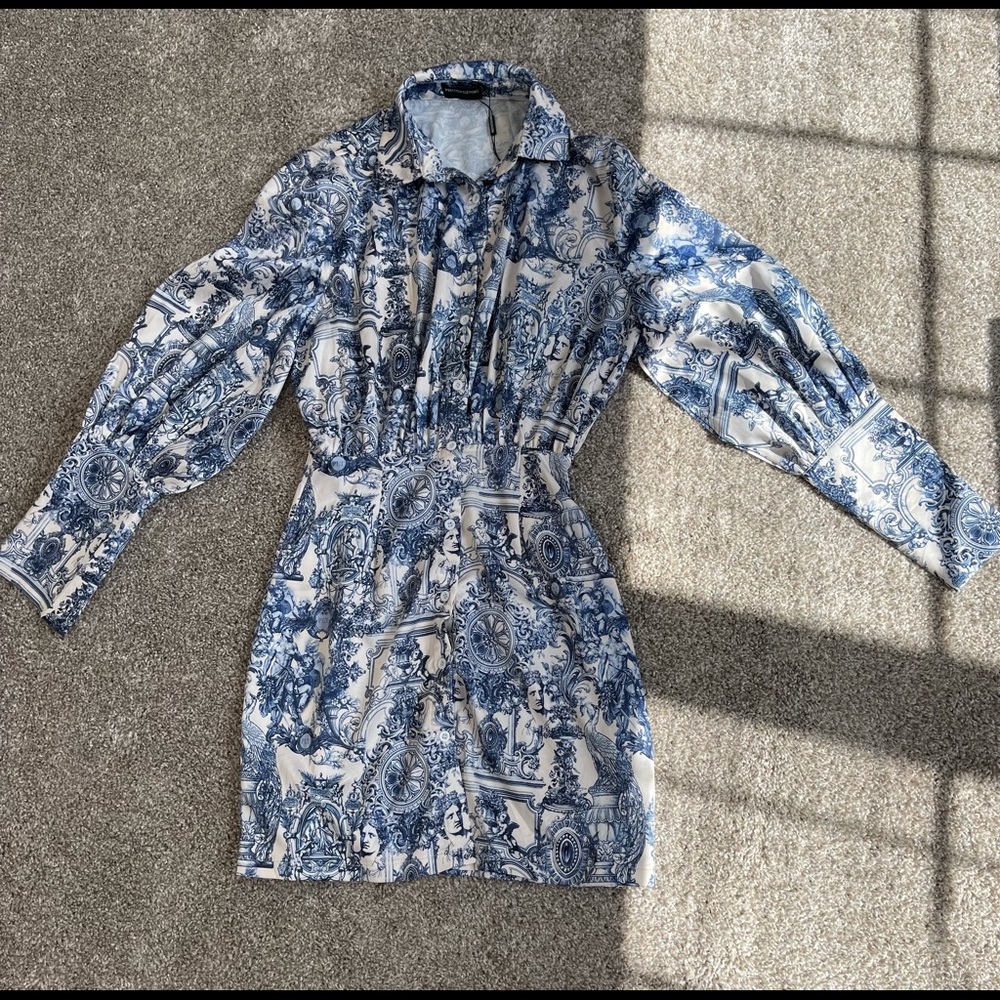 “MASTERPIECE” BLUE AND WHITE LONG SLEEVE DRESS 💙